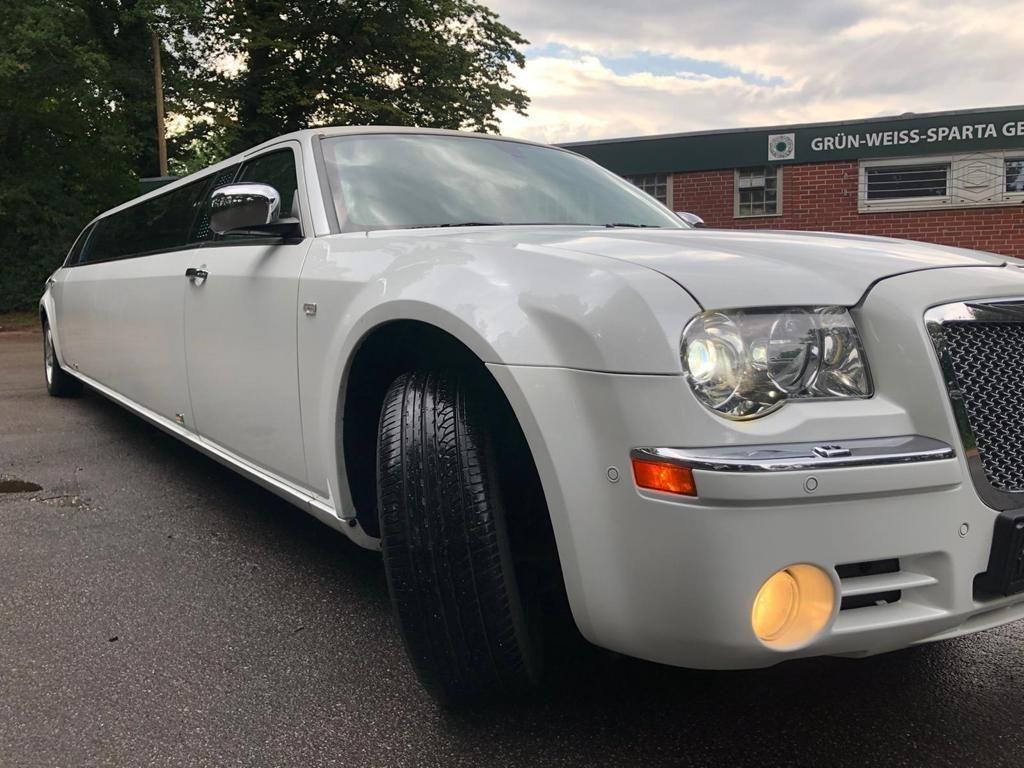 CHRYSLER 300C DELUXE Stretchlimousine in NRW mieten in Erkelenz – 2