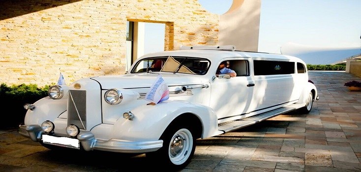 Oldsmobile Deluxe Stretchlimousine mieten in Erkelenz