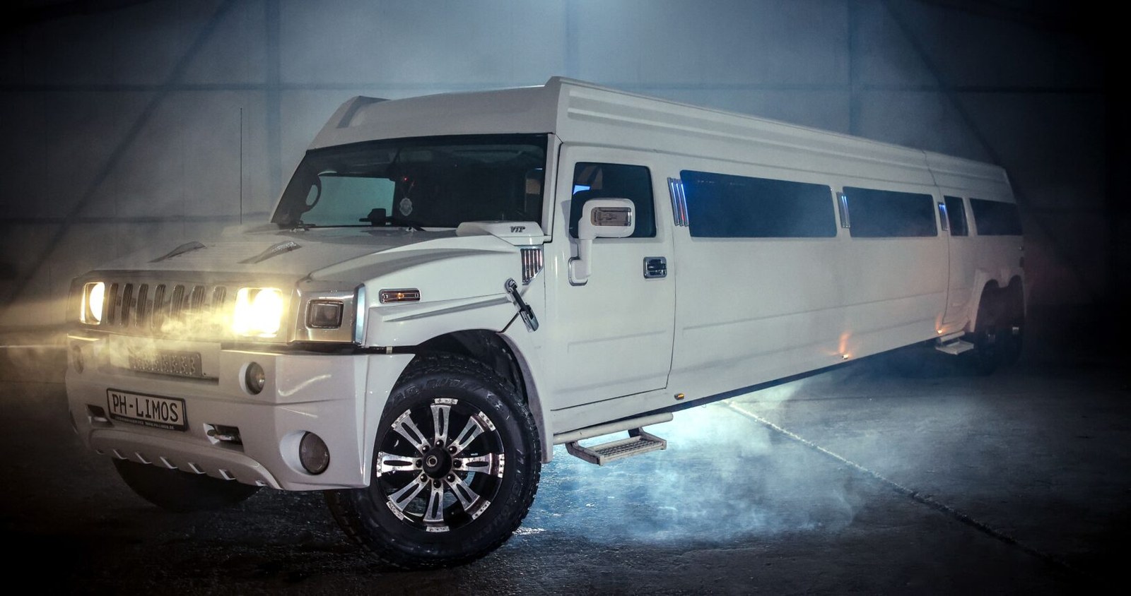 Hummer H2 Phantom Tandem mieten in Erkelenz