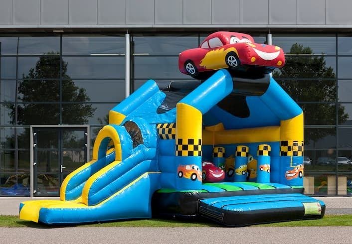 Hüpfburg Auto Rutsche XXL mieten bei Hopser Hüpfburg Verleih