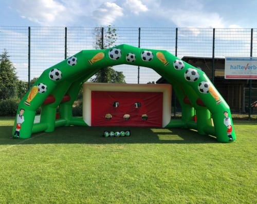 Aufblasbare Torwand XXL 7 Meter x 4 mieten bei Hopser Hüpfburg Verleih