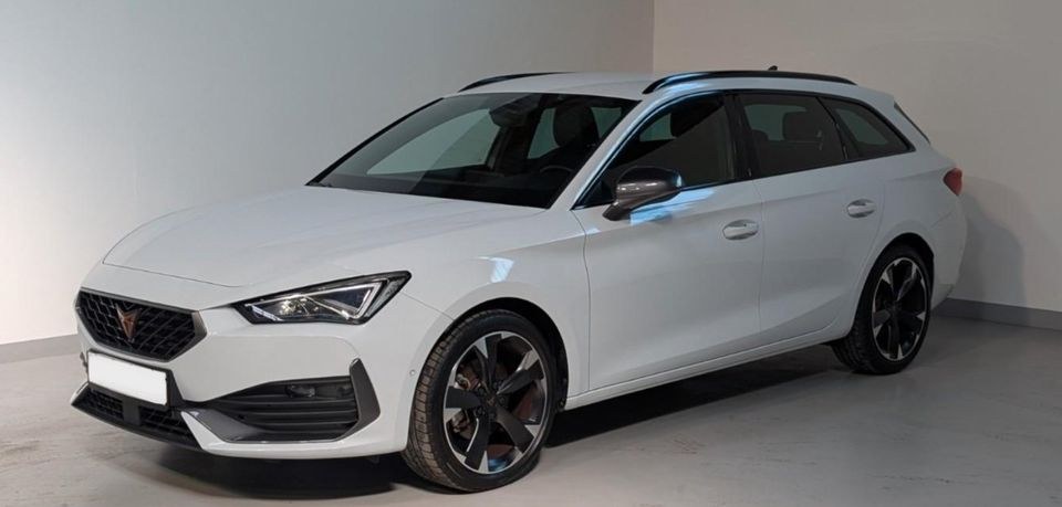 Cupra Leon Sportstourer Kombi Auto mieten bei DX Cars – fair mieten