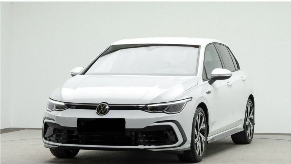 VW Golf 8 R Line Auto mieten bei DX Cars – fair mieten