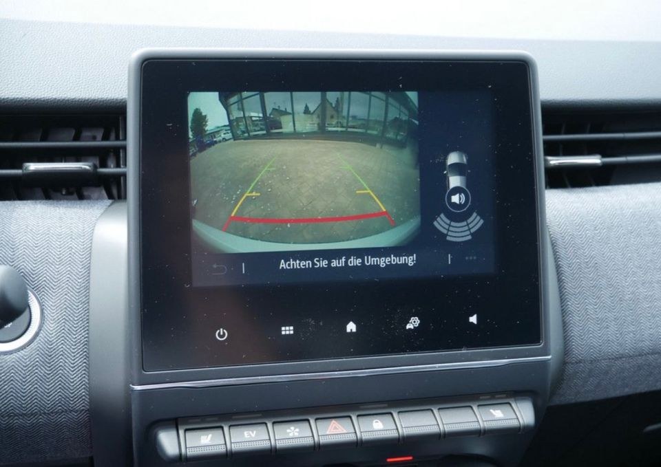 Renault Clio Hybrid Auto mieten bei DX Cars – fair mieten – 4