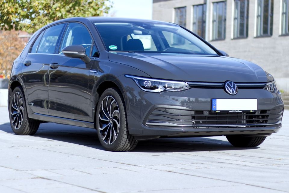 VW Golf 8 Auto mieten bei DX Cars – fair mieten – 2