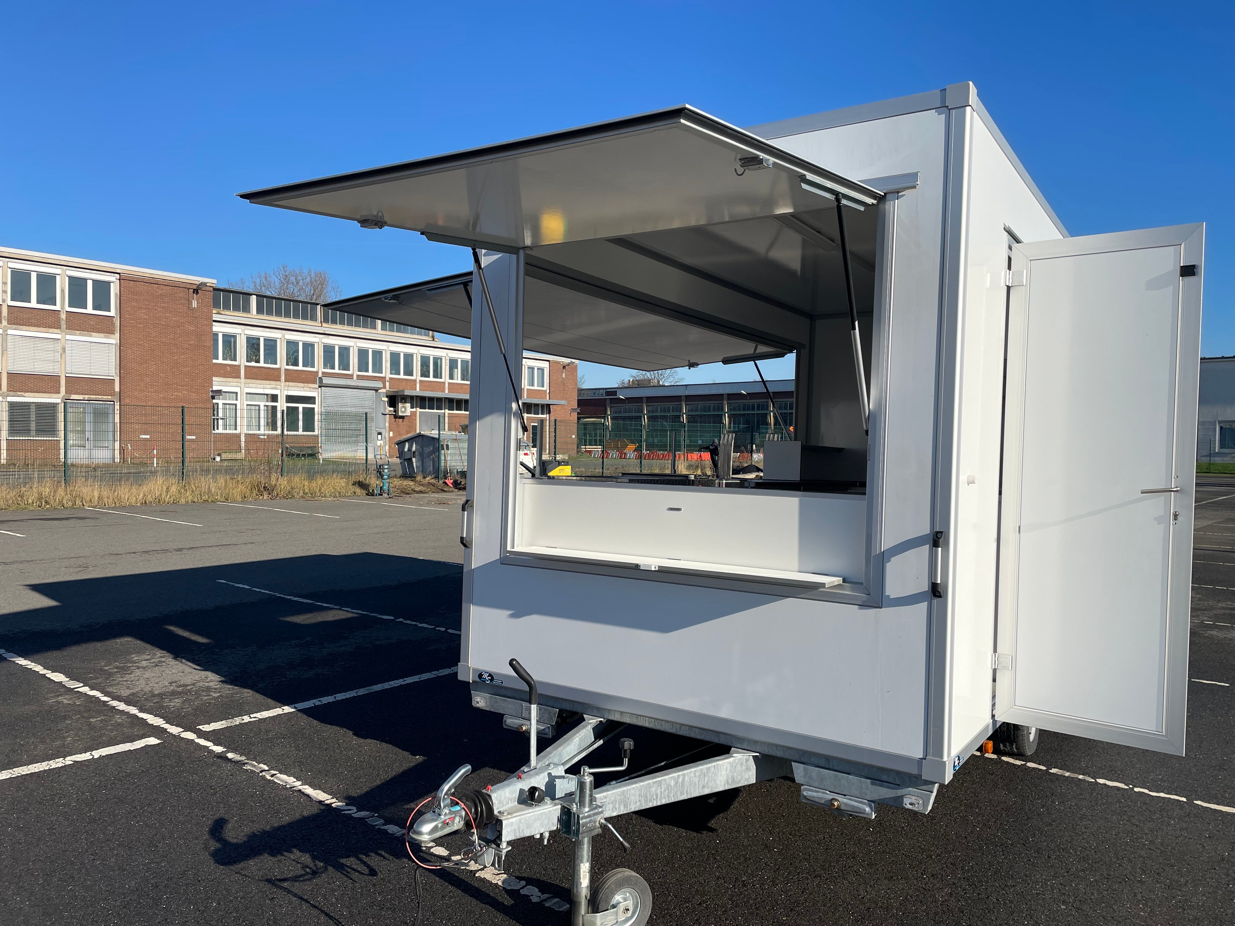Imbisswagen / Foodtruck / mit oder ohne Personal / Catering / Imbiss – 2