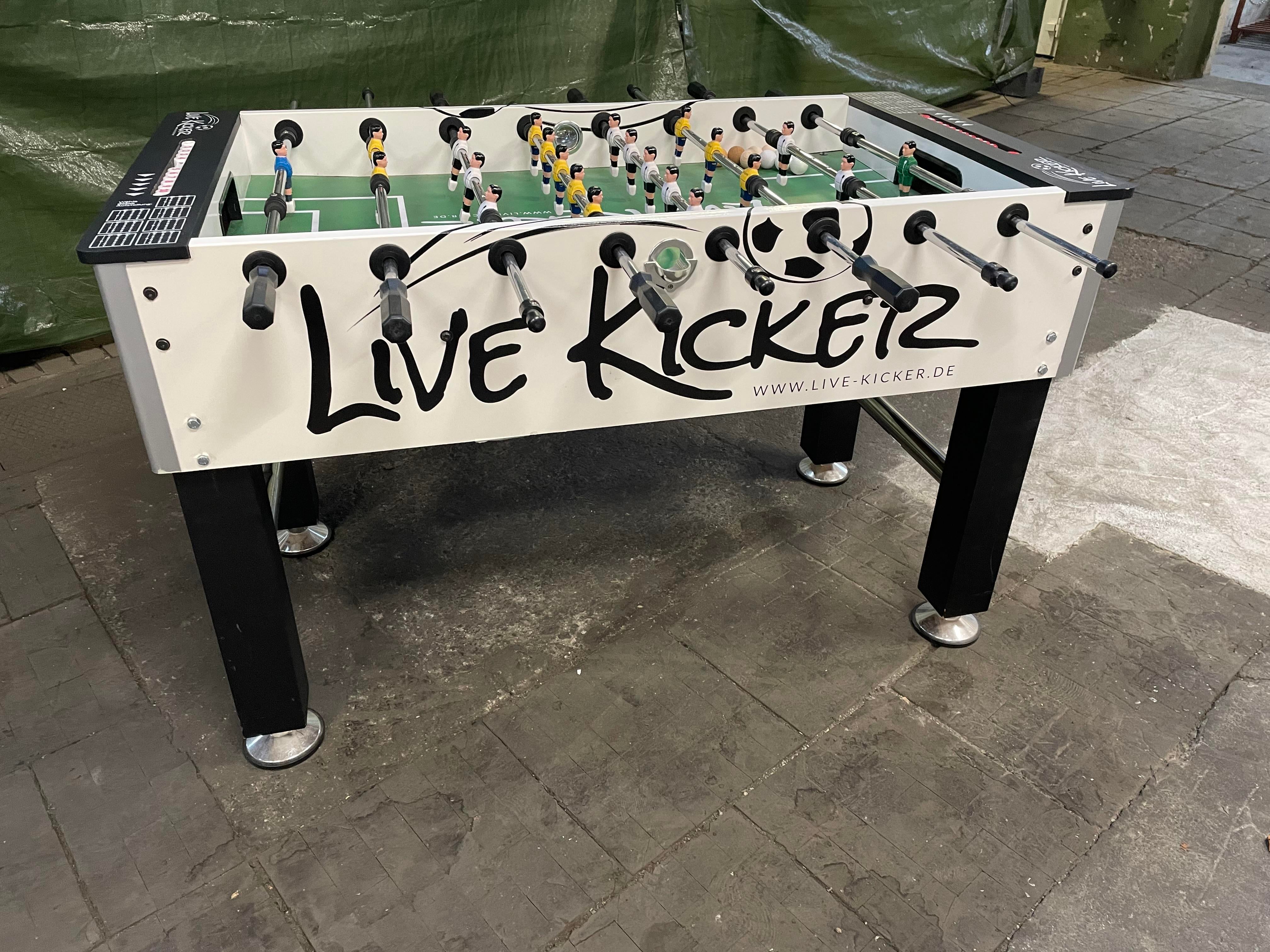 Kicker Vermietung Lieferung gegen Aufpreis möglich Mietpreis für ein Wochenende 48 . – 2