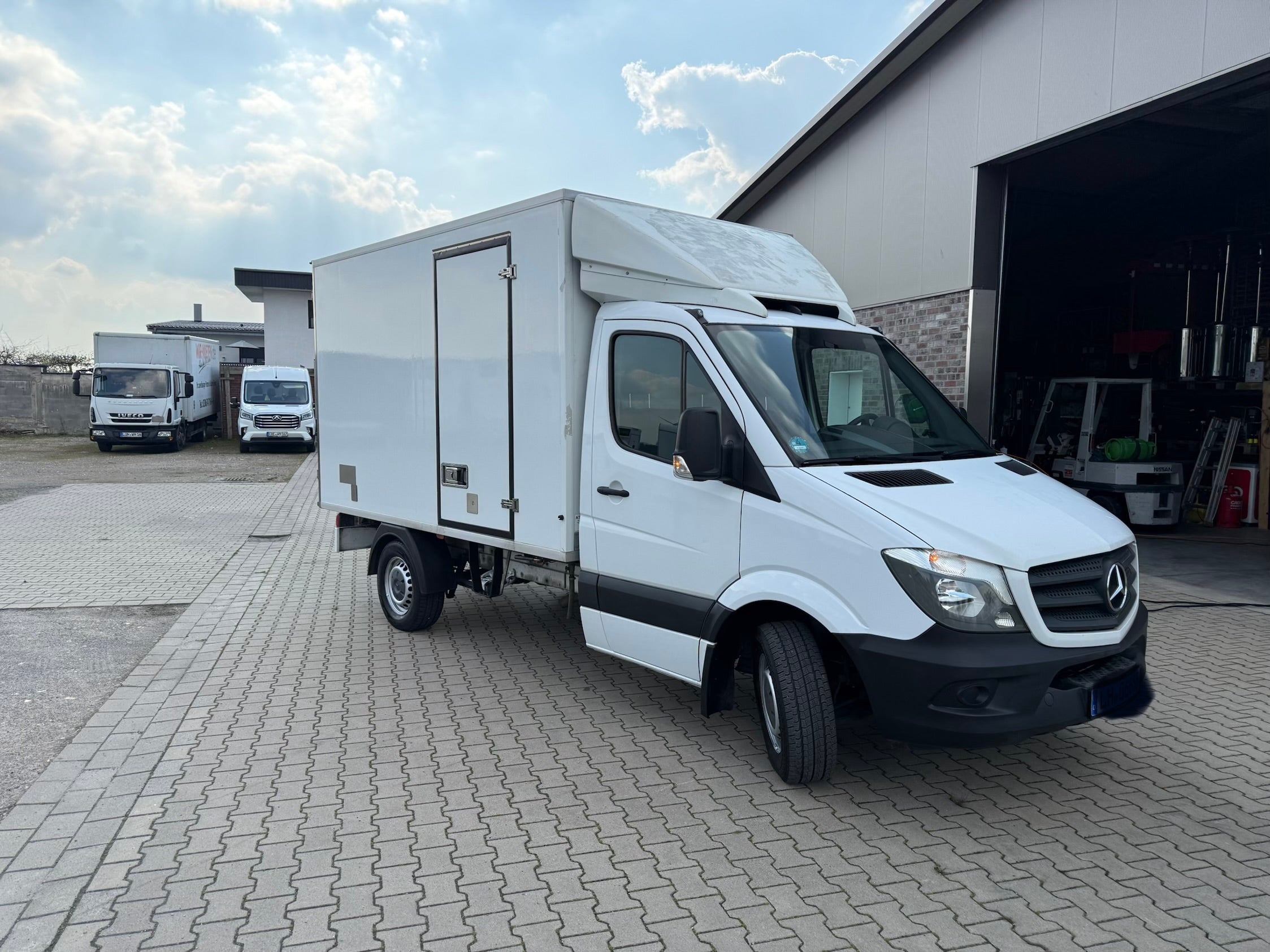 Kühltransporter Kühlfahrzeug Kühlkoffer bis 3,5 t – 2