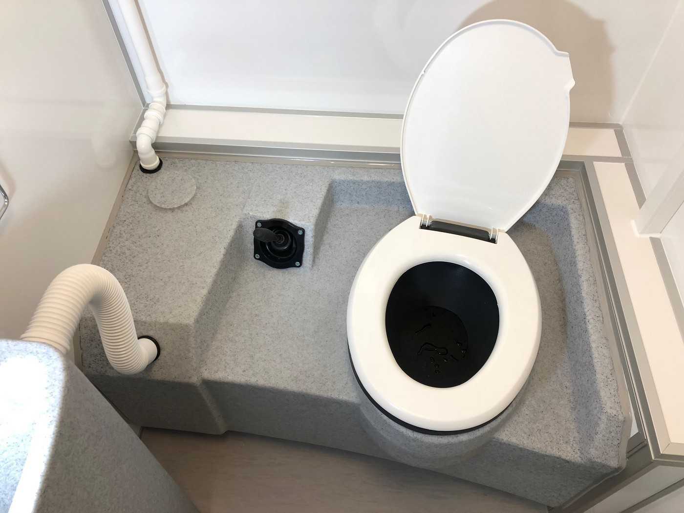 Toilettenanhänger  WC 1 Damen, 1 Herren - Tank U Autartk – 3
