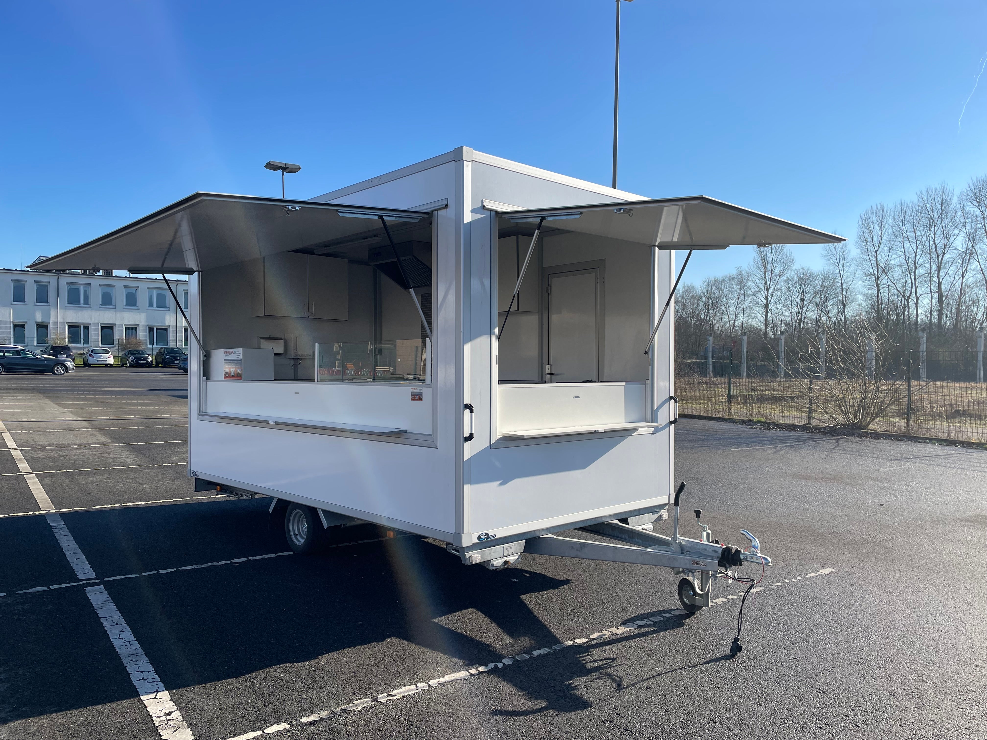 Imbisswagen / Foodtruck / mit oder ohne Personal / Catering / Imbiss