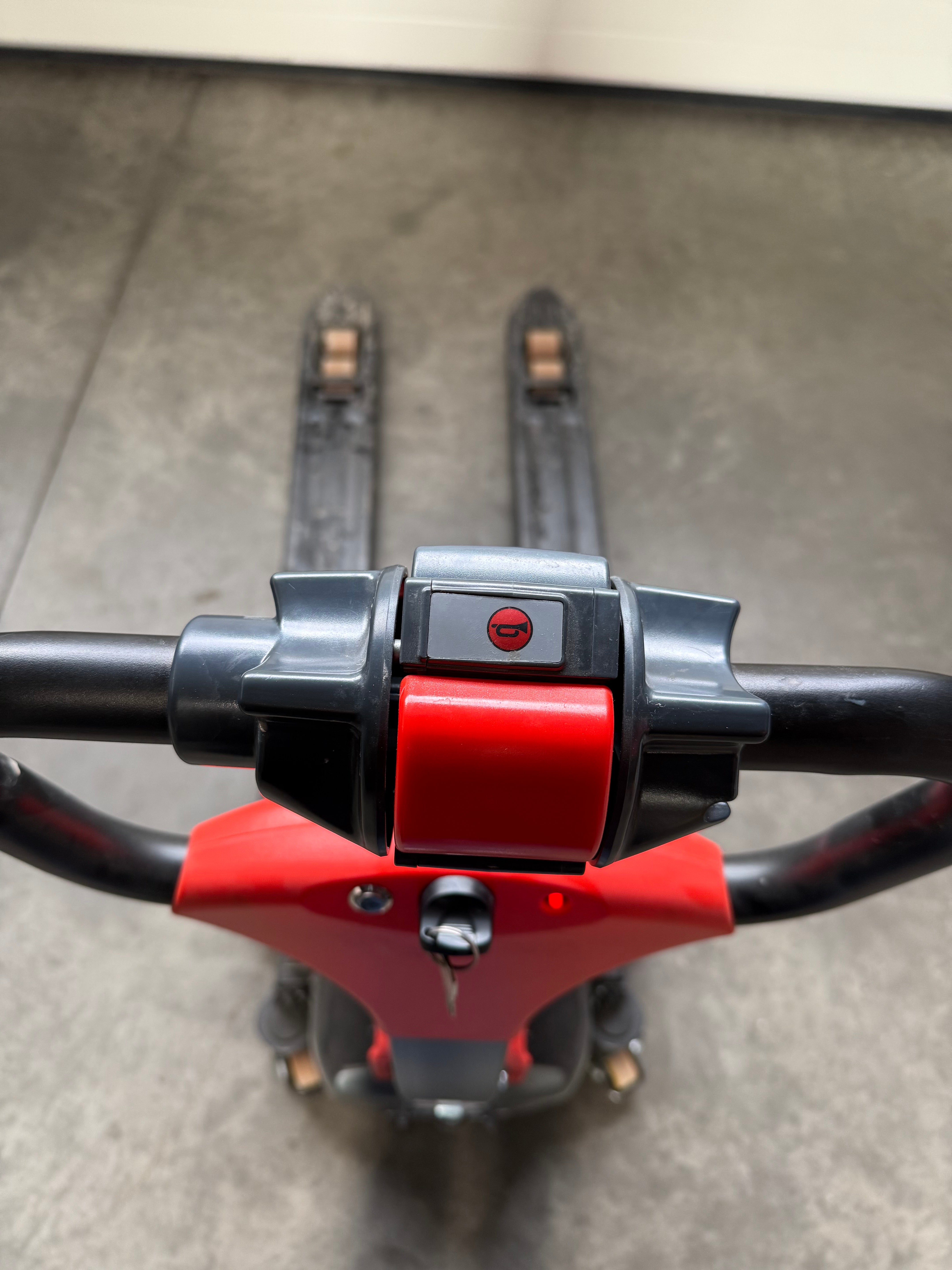 Elektro Ameise/Hubwagen mieten – 2