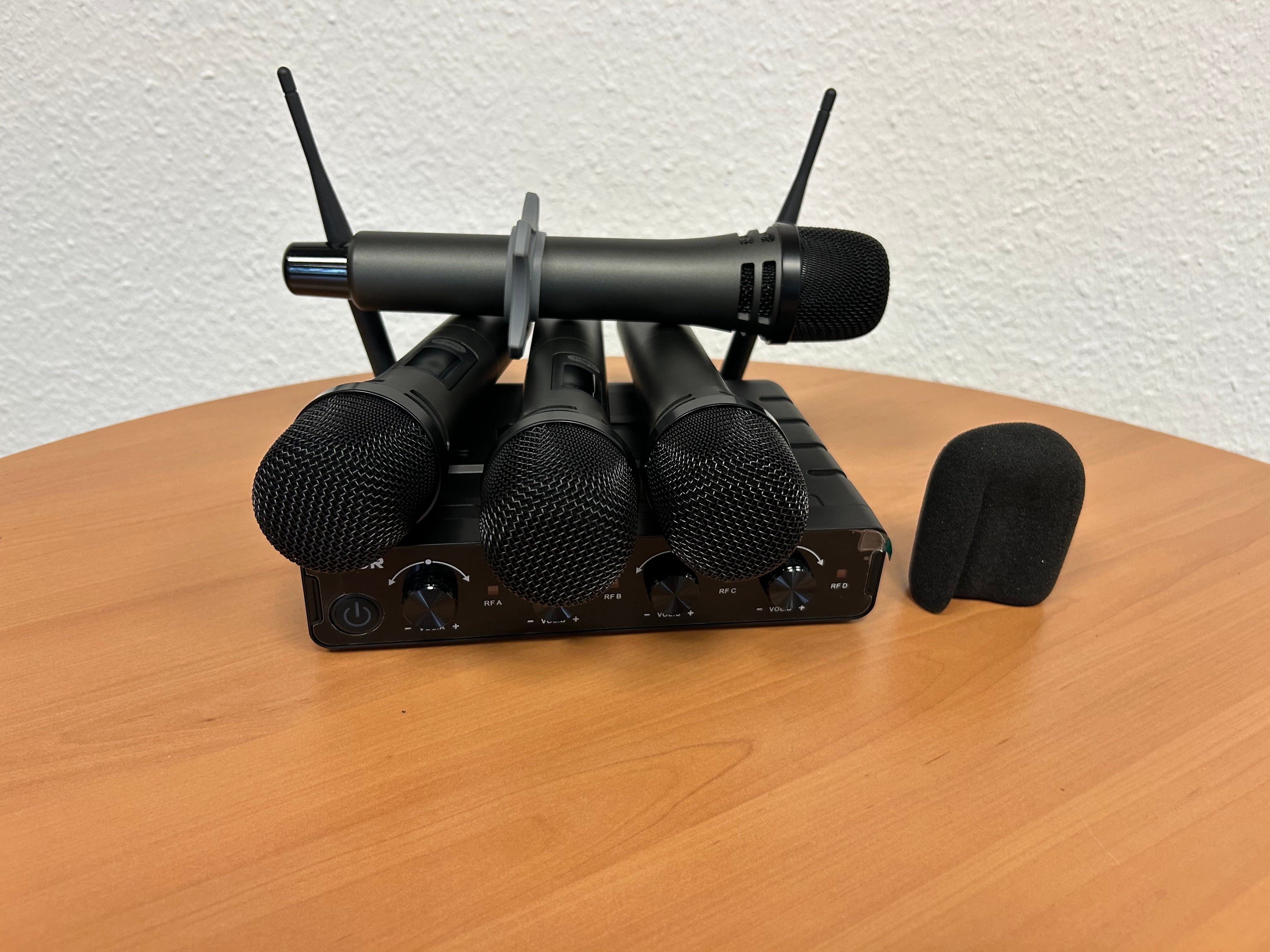 Funk Mikrofon Kabellos Set mit 4x5 Kanälen Mieten Leihen – 2
