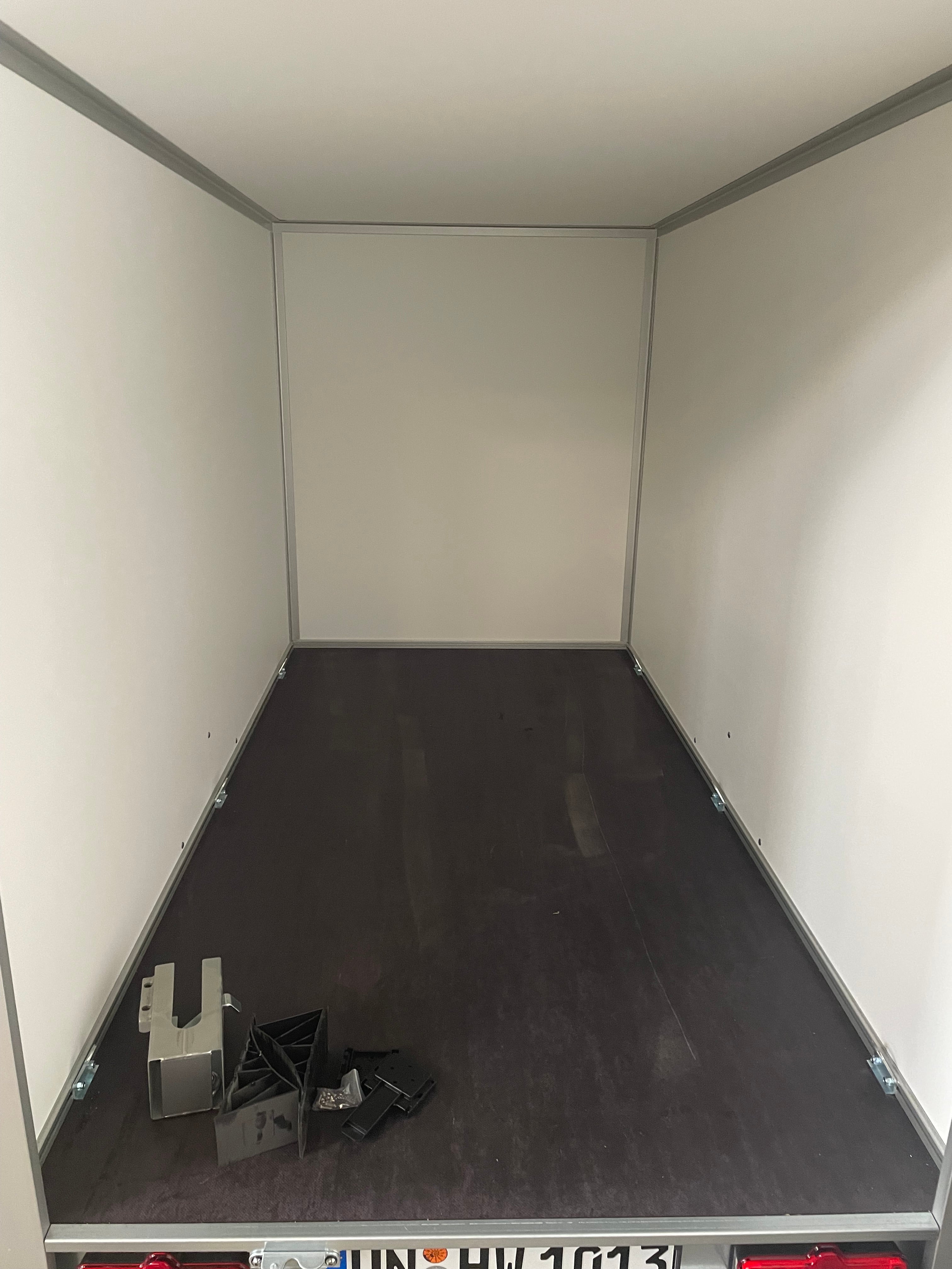Kofferanhänger 750 kg 100 er Zulassung Mieten – 3