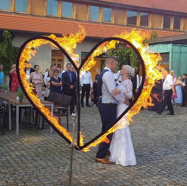 Hochzeitsfeuershow Romantik - Spektakulär - einzigartig - professionel buchen in Gera