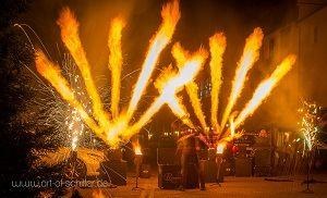 Feuershow Robaria mit Schlangen - Indoor buchen in Gera – 2
