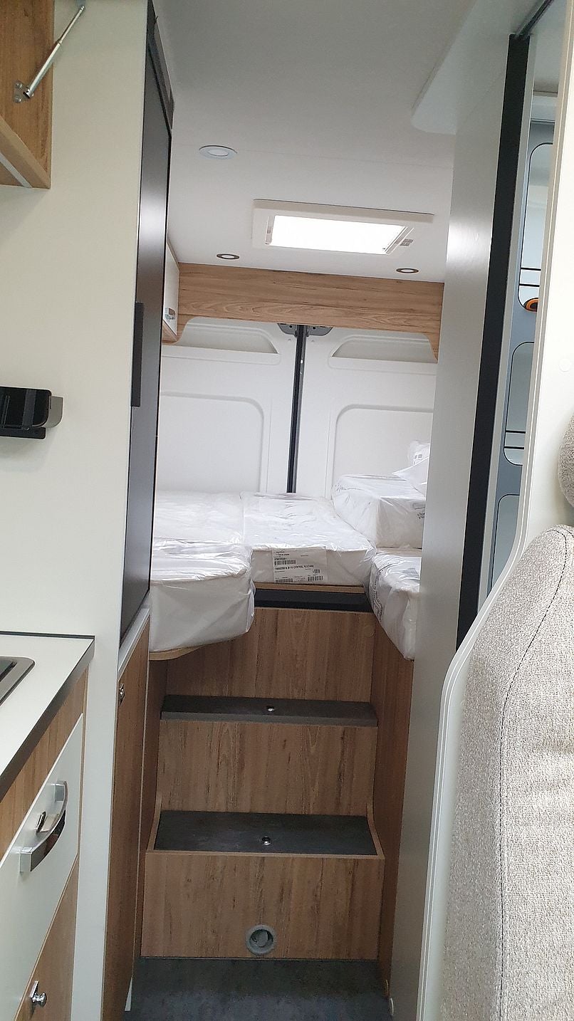 Kastenwagen, Einzelbett, Pilote V630J, top Ausstattung – 3