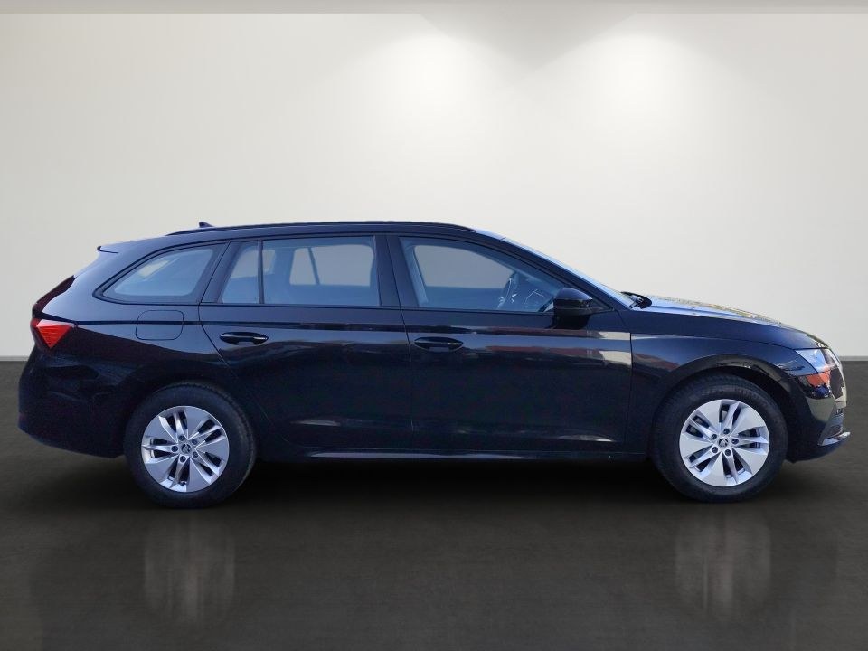 Skoda Octavia Kombi Diesel Autom mieten bei Borgsdir – fair mieten – 2