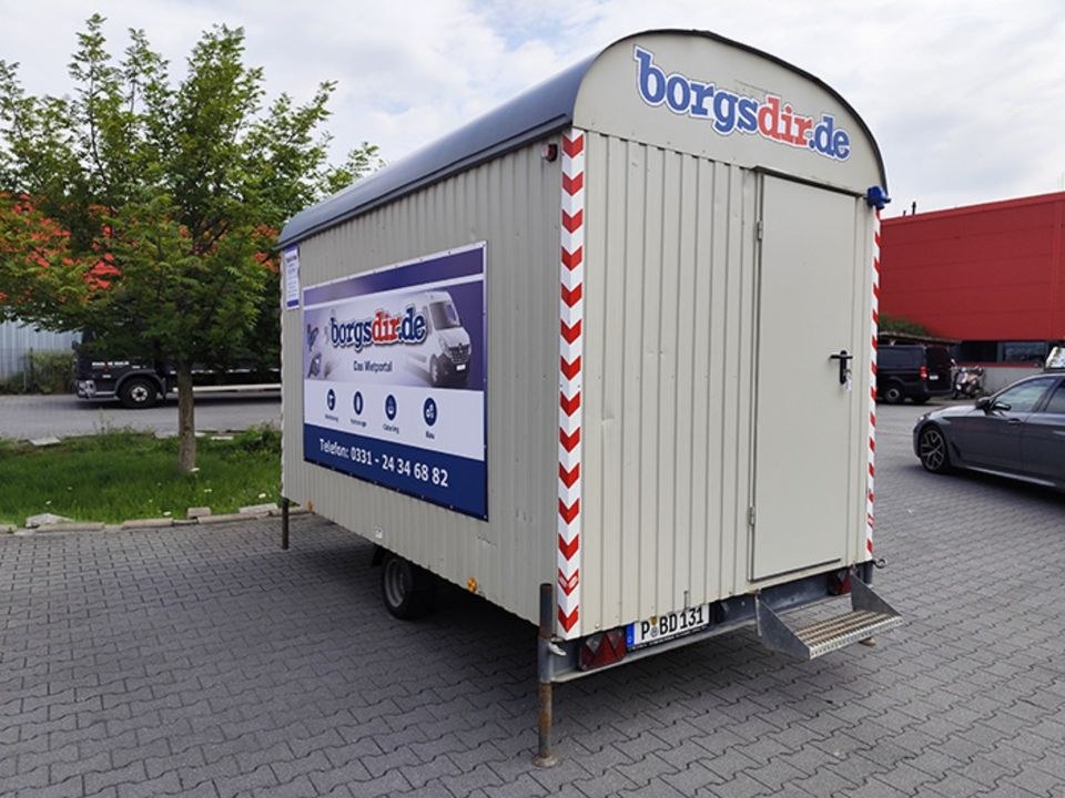 Bauwagen Mannschaftswagen Schnellläufer mieten bei Borgsdir – 3
