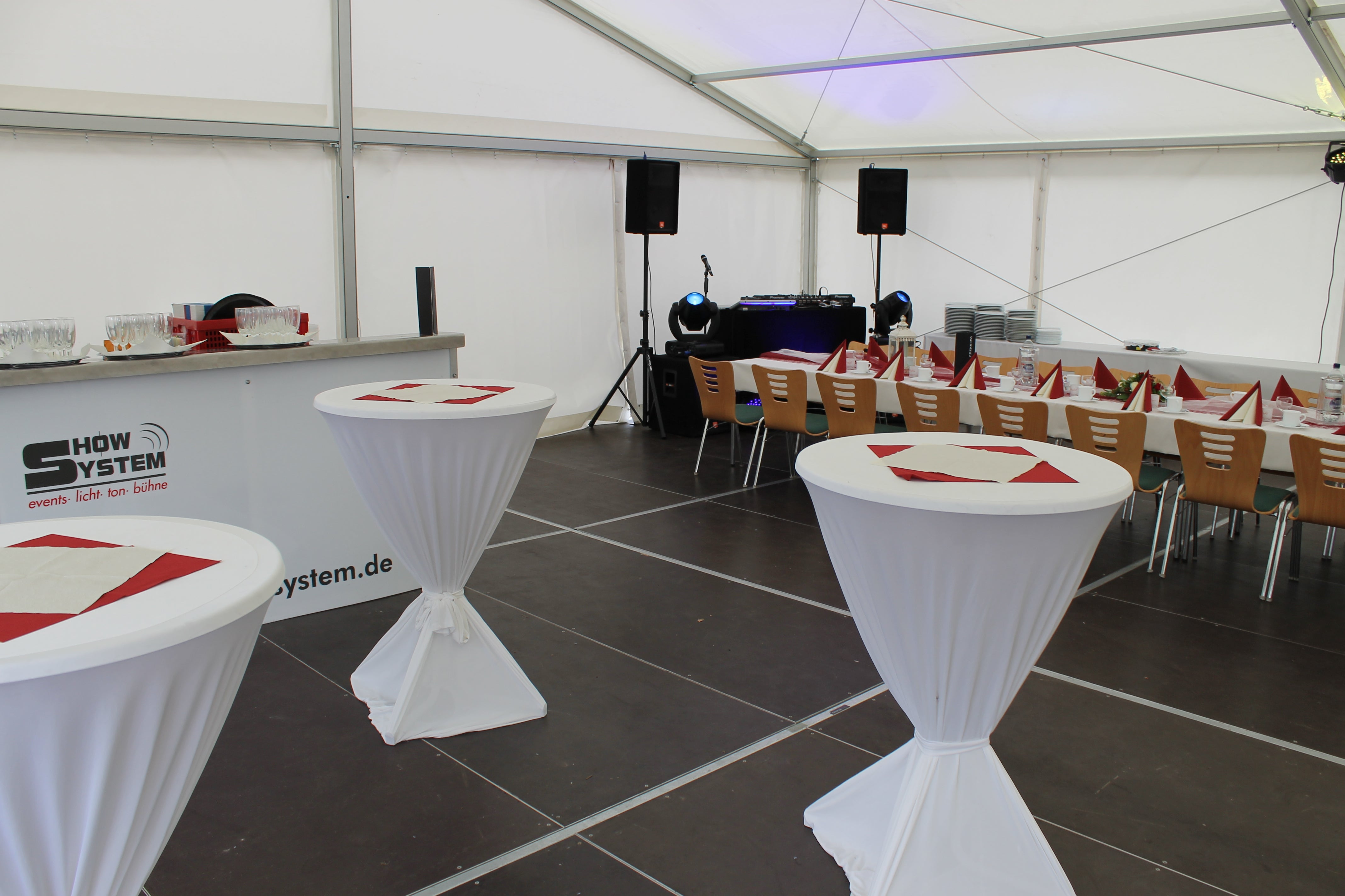 Stehtische mieten – Klappbare Profi-Stehtische für Event, Messe & Empfang – 4