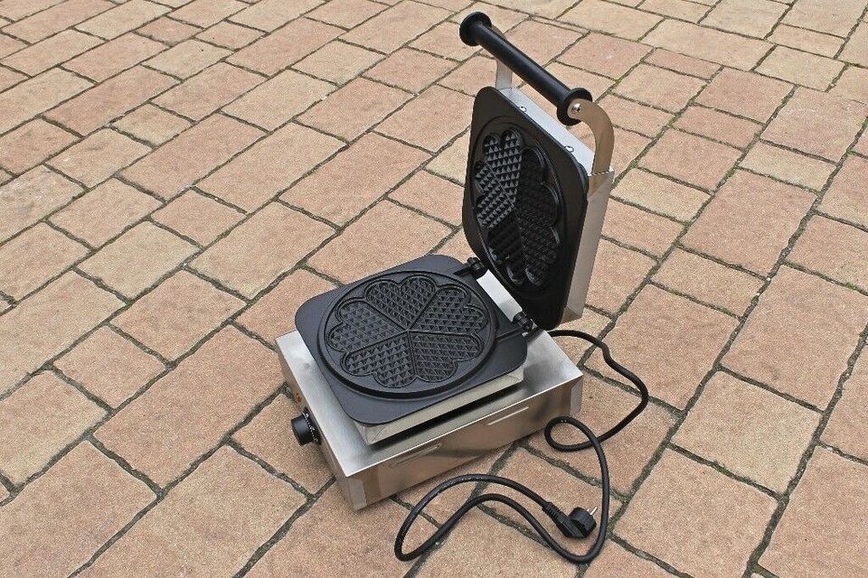 Herzwaffeleisen  Verein mieten in Gröningen bei Showsystem – 2