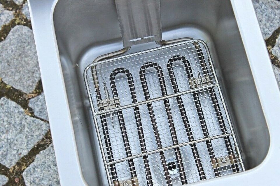 Gastro Fritteuse 8 Liter Verein mieten in Gröningen bei Showsystem – 2