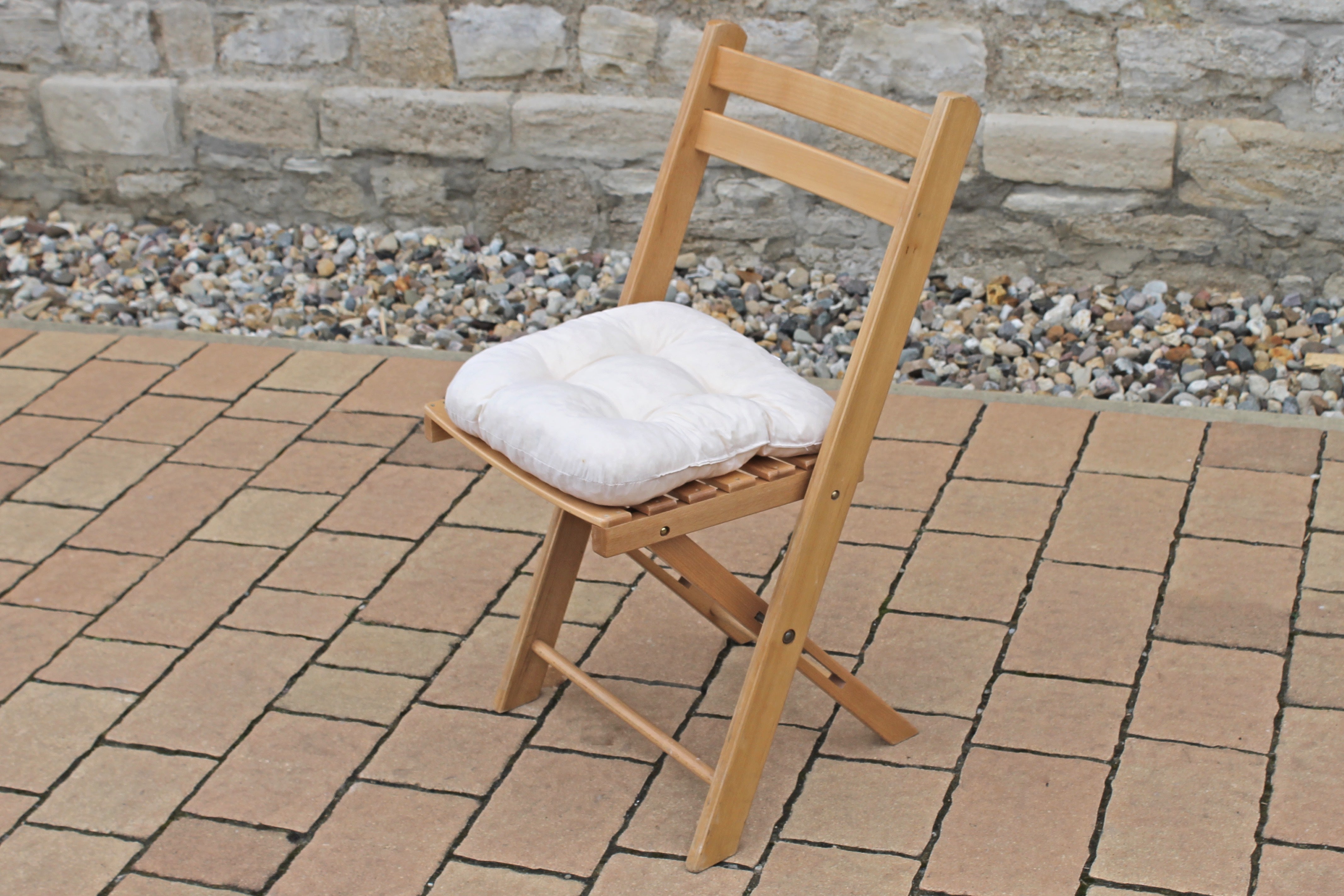 Sitzkissen mieten – Komfortkissen für Stühle & Events – 2