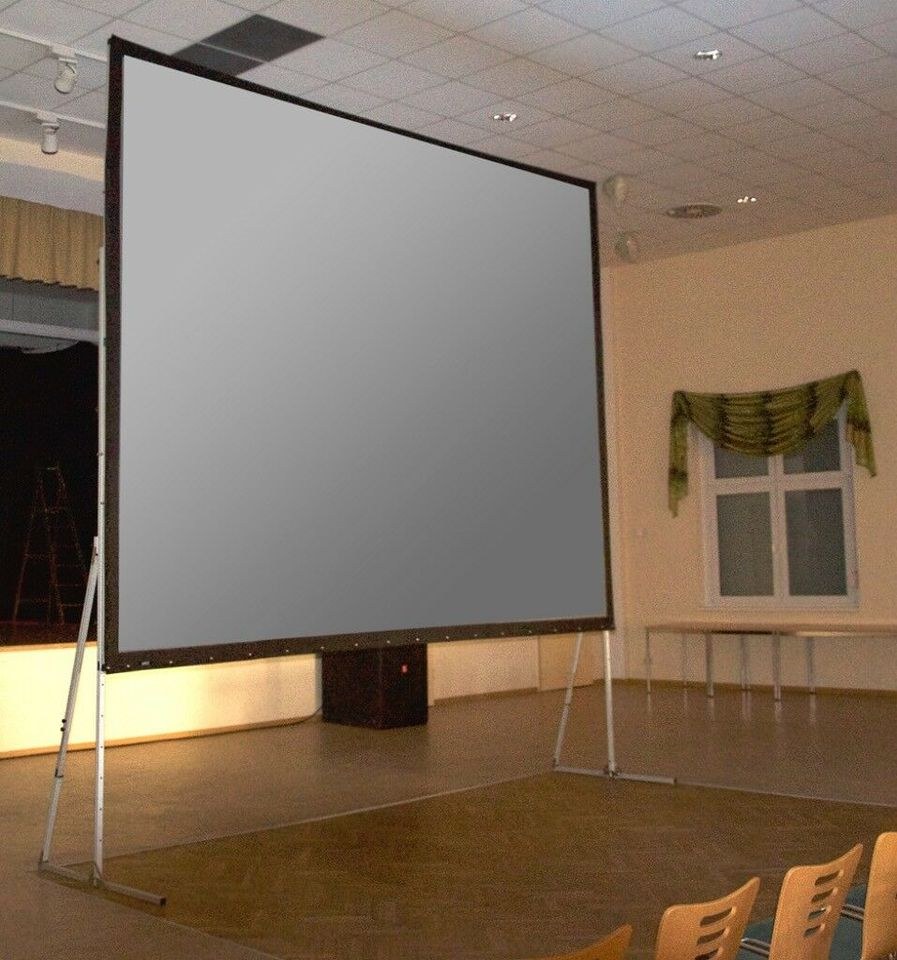 Leinwand 4×3 m mieten in Gröningen bei Showsystem