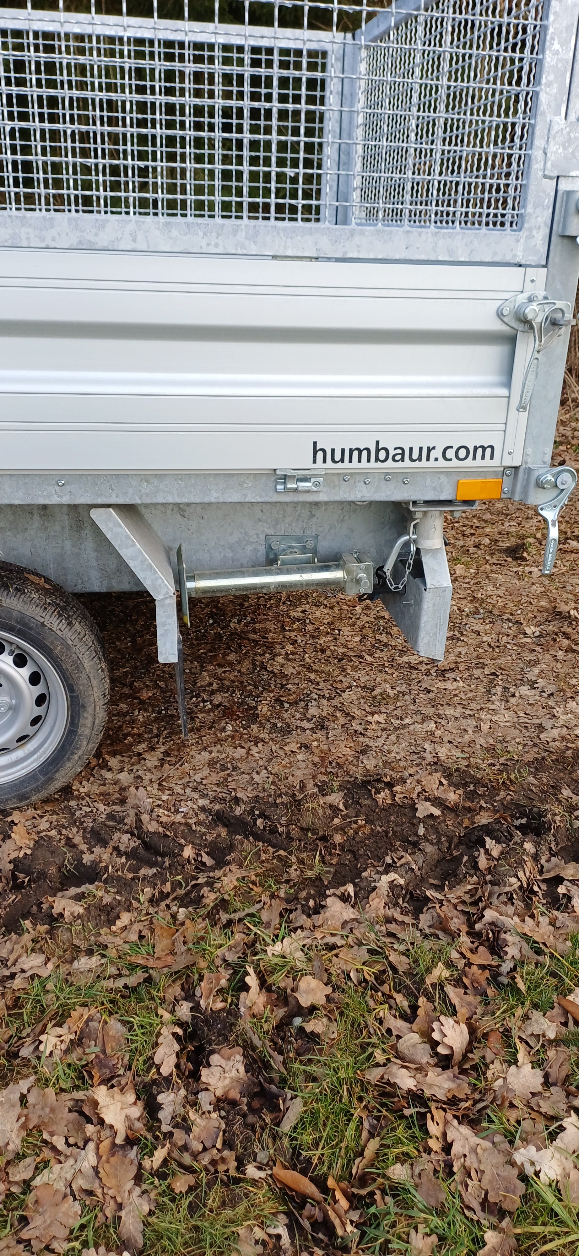 Humbaur Dreiseitenkipper zum vermieten – 3