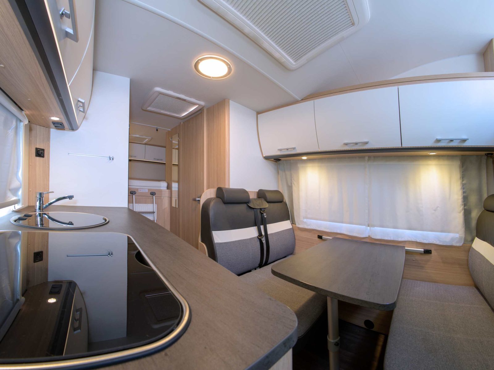 Sunlight A70 mieten in Marktbergel – 6 Personen – 3