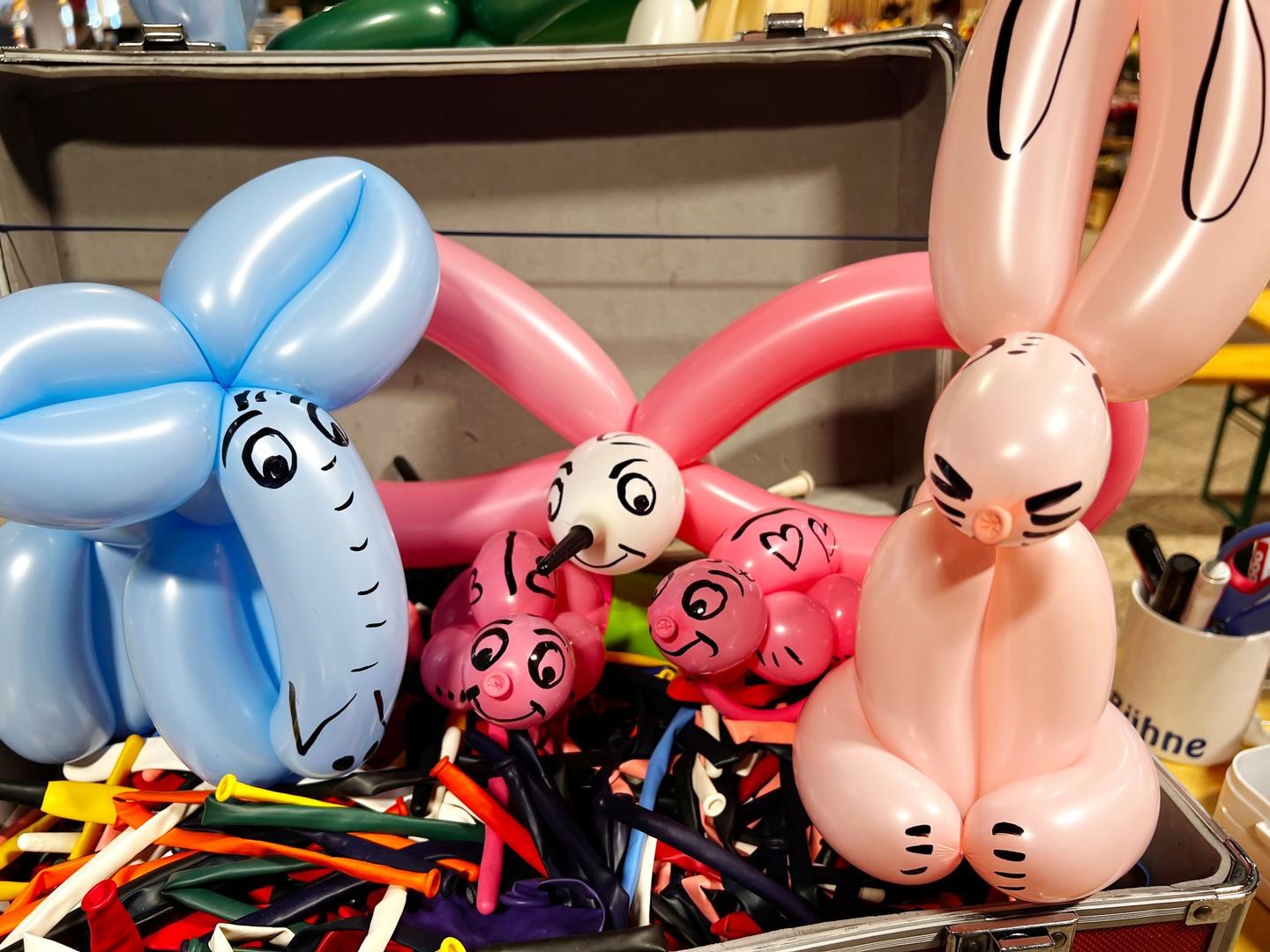 Fröhliche Ballonkunst - Wir schenken Glücksmomente buchen in Emstek – 2