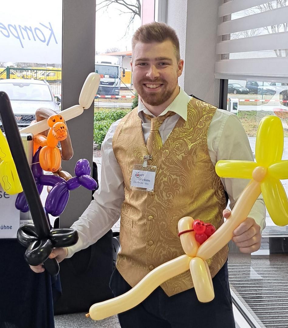 Fröhliche Ballonkunst - Wir schenken Glücksmomente buchen in Emstek – 3