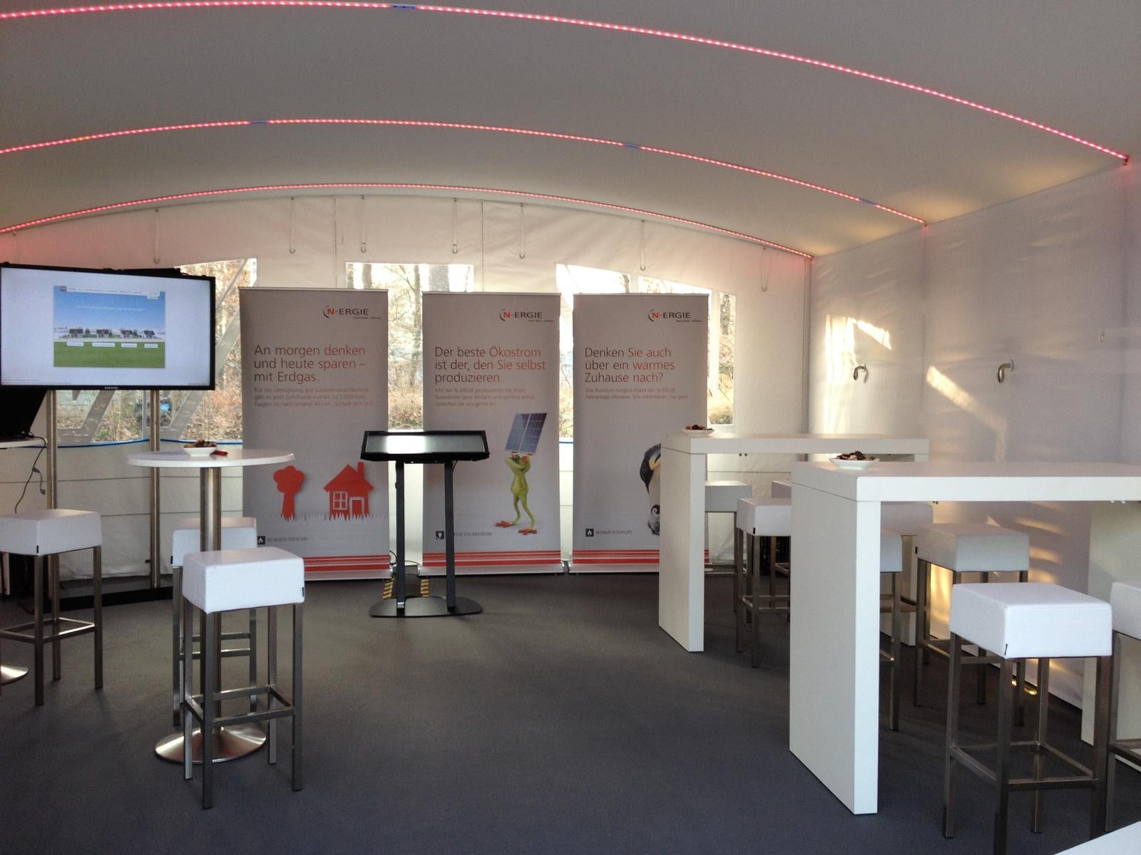Mobile Bühne für Jubiläen, Firmenevents und Konzerte – 3