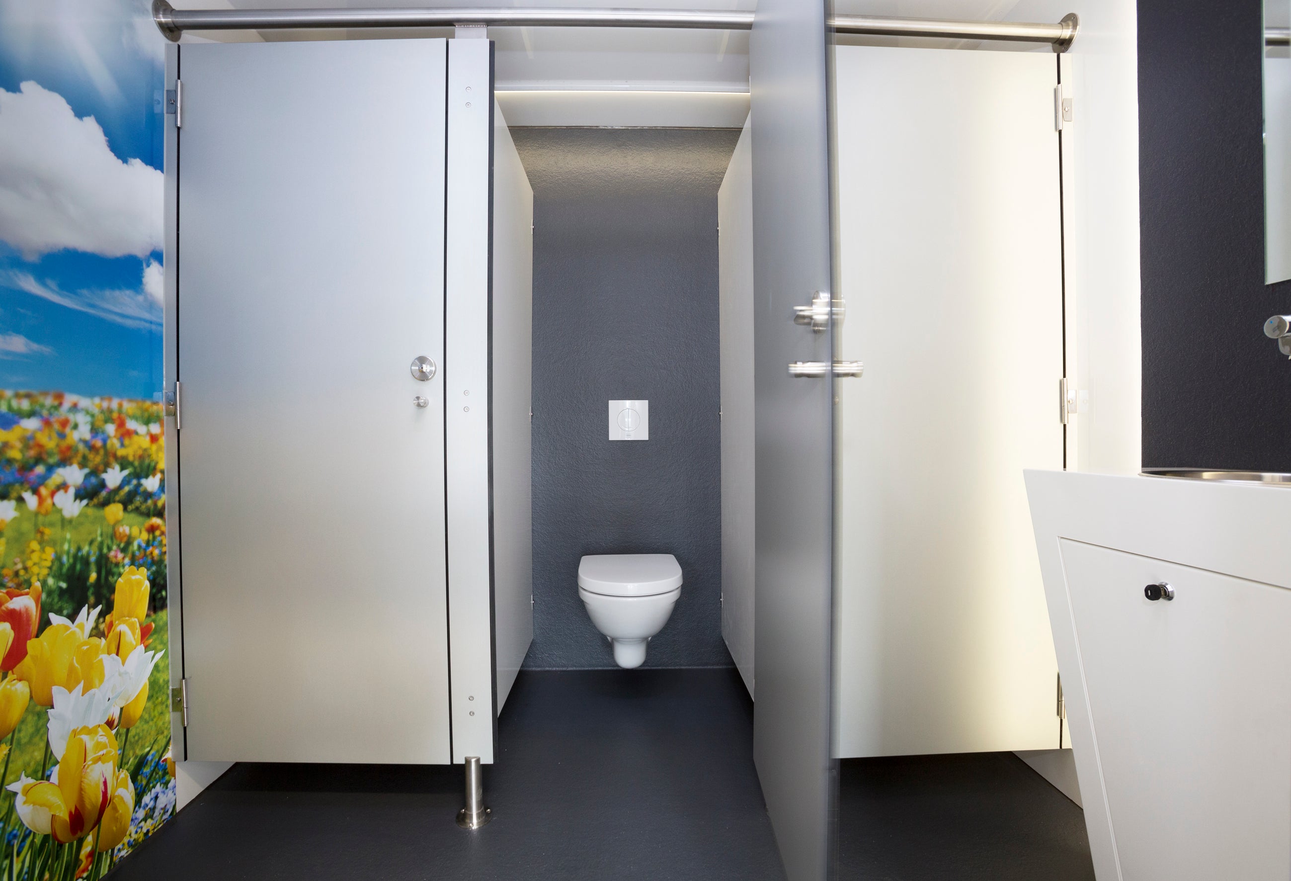 Toilettenwagen Standard+ M – 2
