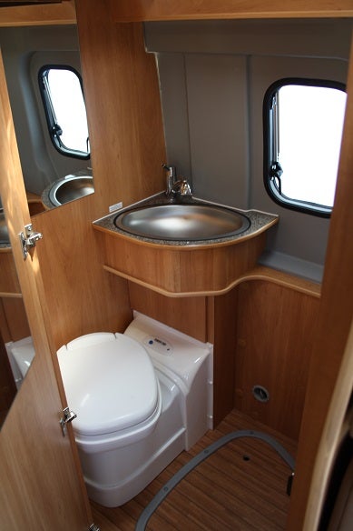 Wohnmobil für 2 Personen - Pössl Summit 600, Navigation, Rückfahrkamera – 4