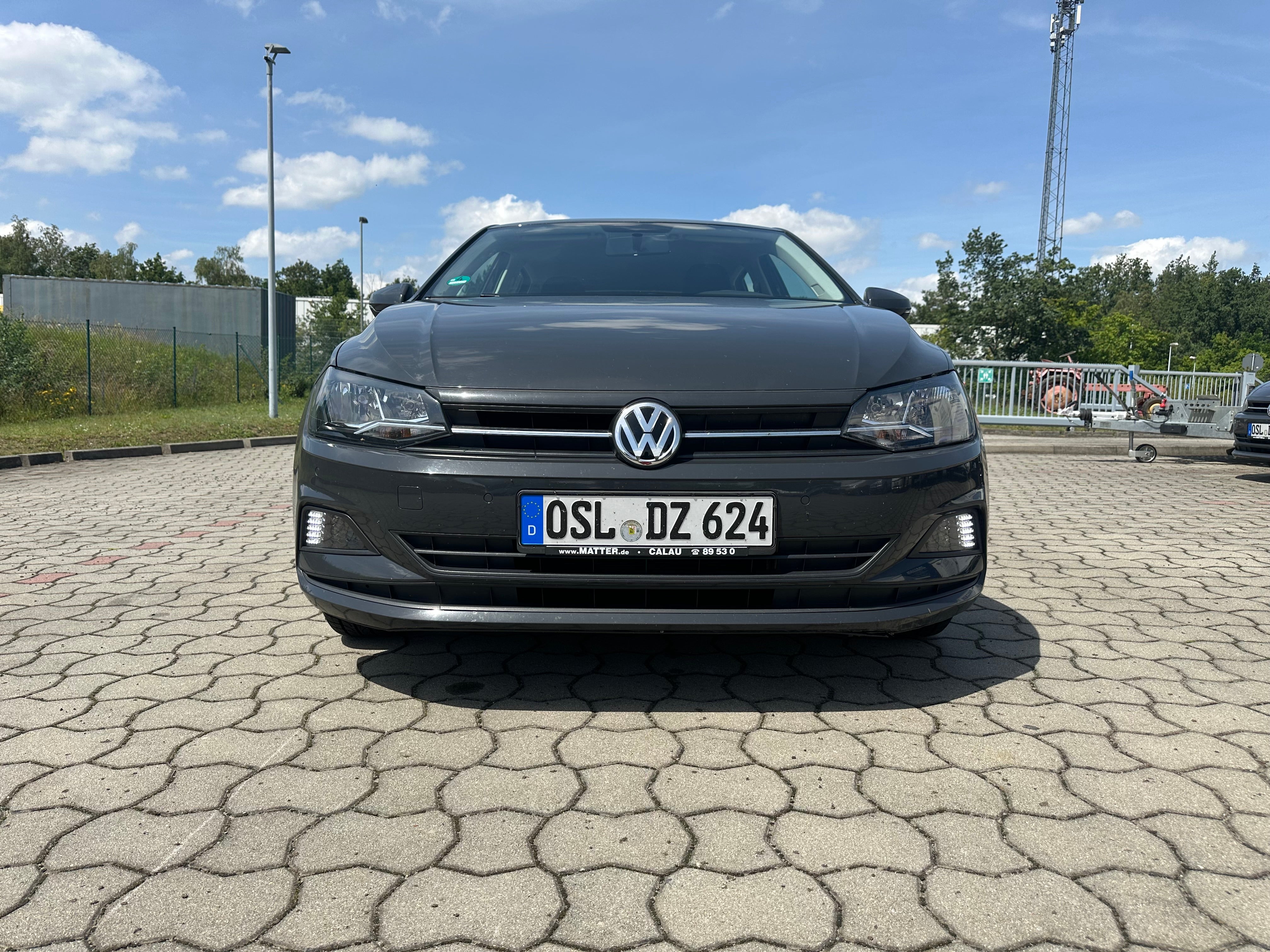 VW POLO – 2