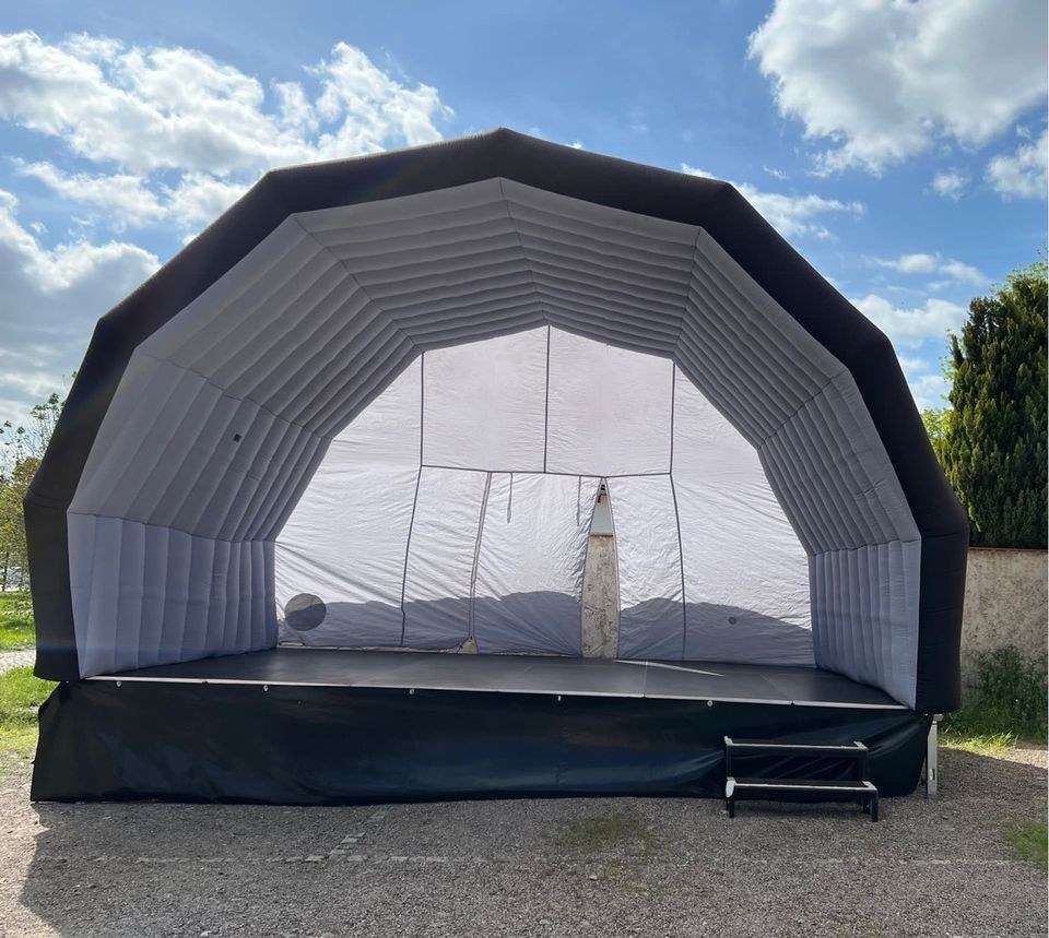 AUFBLASBARE BÜHNE 6m x 4m Mobile Bühnendach mieten in Artern/Unstrut