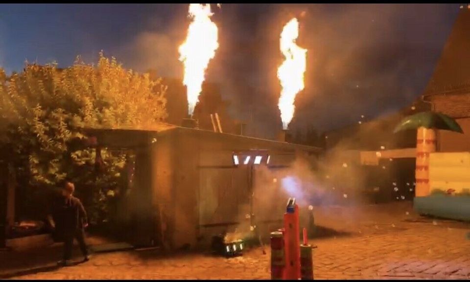Flammenprojektor mieten bei RAW Kluge – für Präsentation & Filmabend