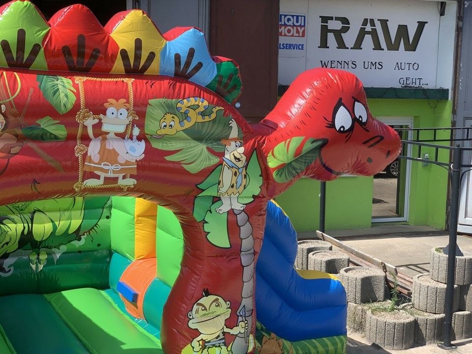 Hüpfburg mieten bei RAW Kluge – Hüpfspaß für jede Feier – 2