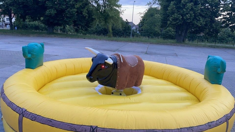 Bullriding Rodeo mieten bei RAW Kluge – für Kinderfest & Feier – 3