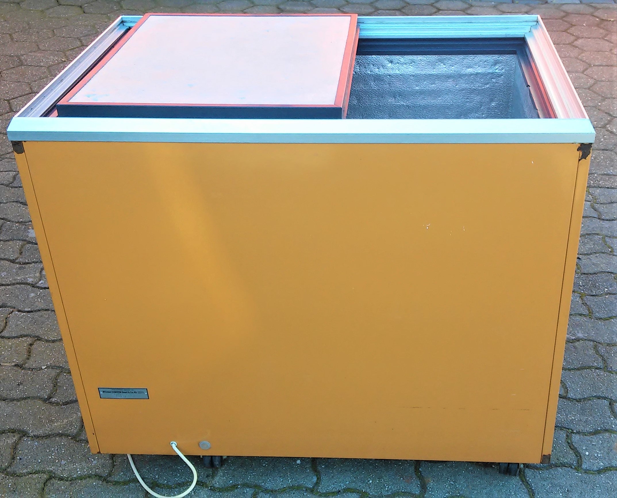 Gefriertruhe Tiefkühltruhe 240l
