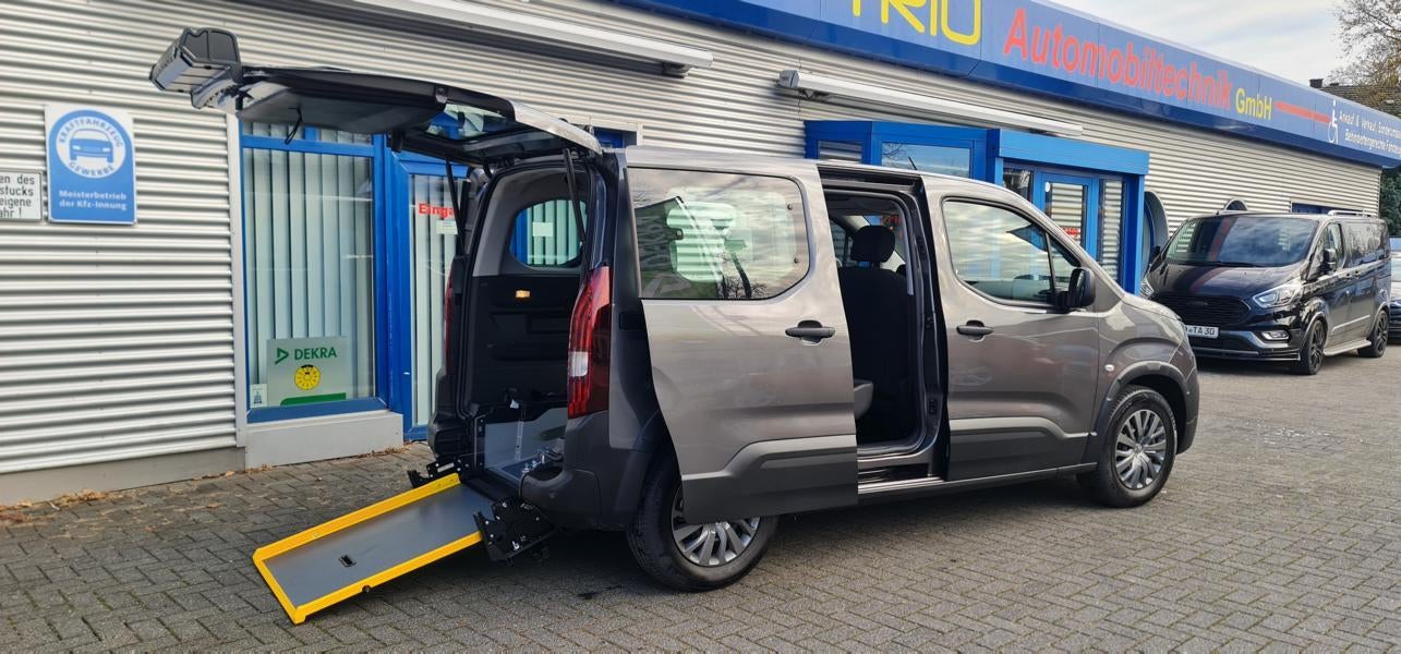 Vermietung eines Peugeot Rifter Behindertengerecht