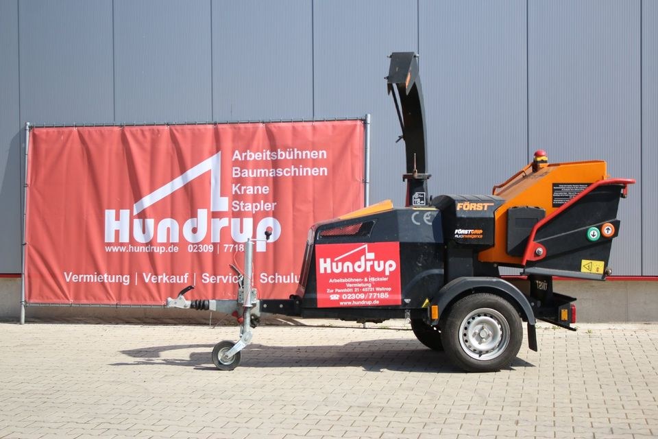 Holzhäcksler Häcksler Schredder mieten in Waltrop bei Jens Hundrup – 2