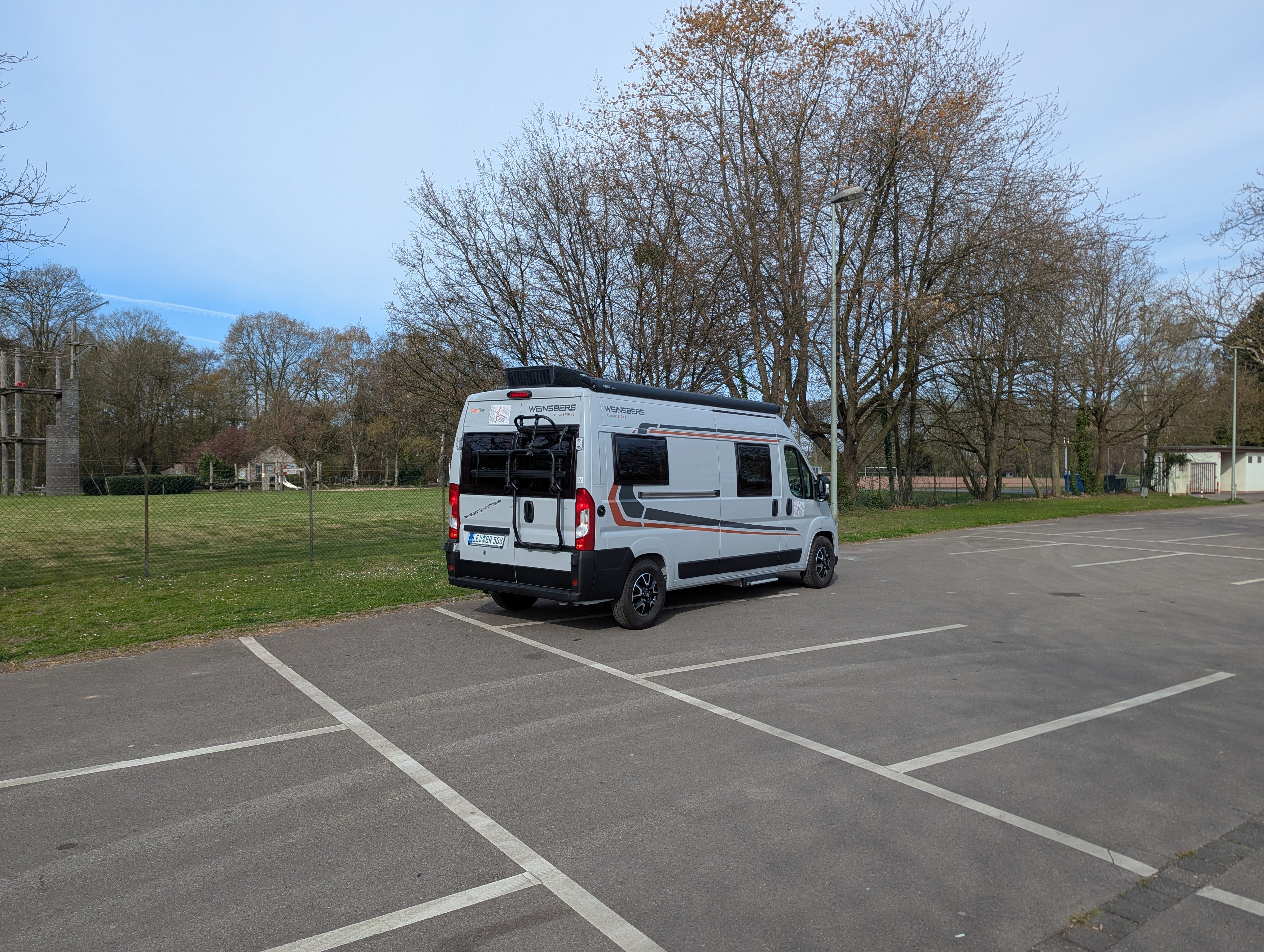 Wohnmobil Kastenwagen, Weinsberg Carabus 600 MQ, AHK + Dachreling auf Wunsch – 3