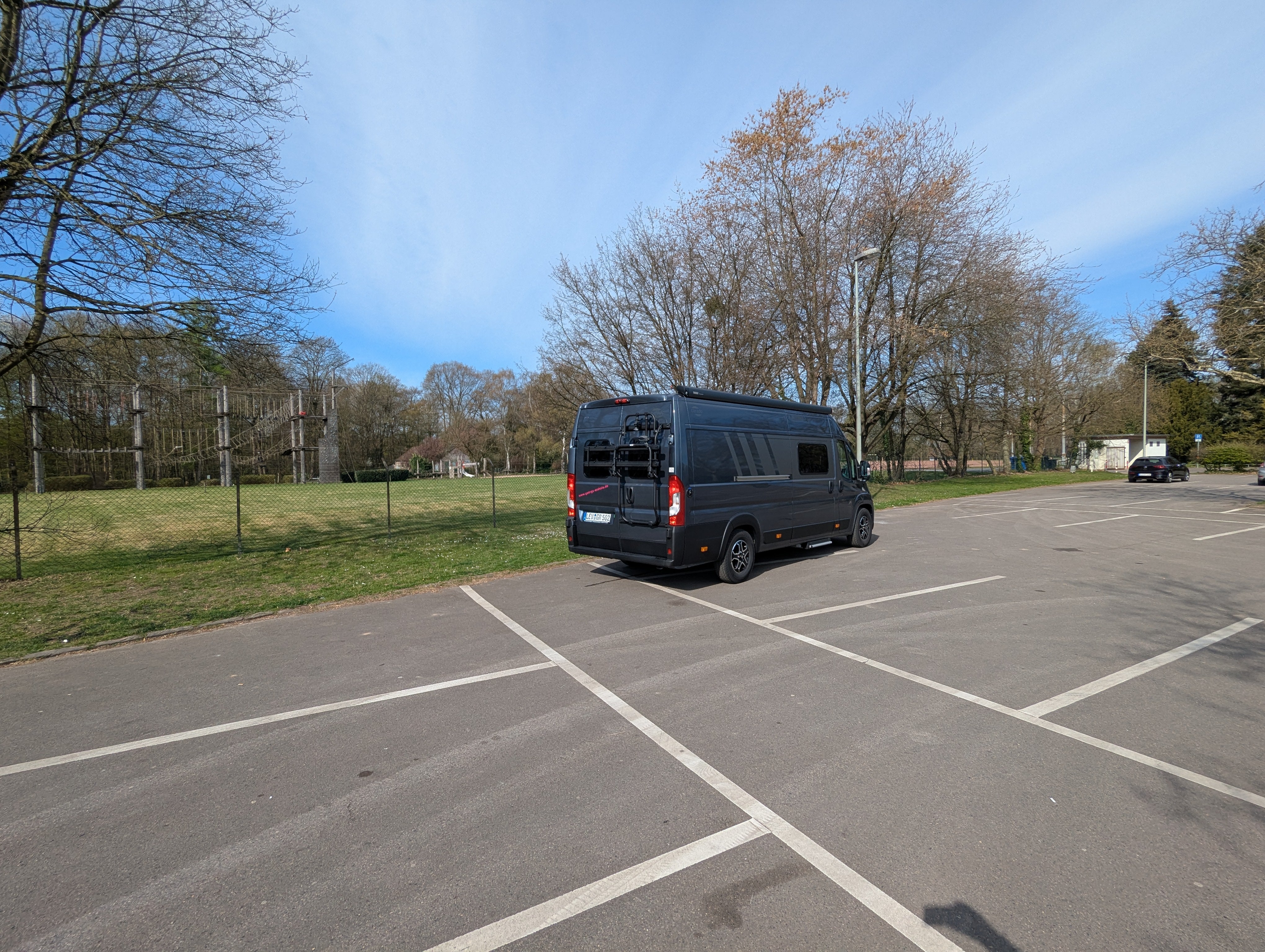 Carado CV 640, Automatik, geräumiger Kastenwagen für 2-3 Personen – 4