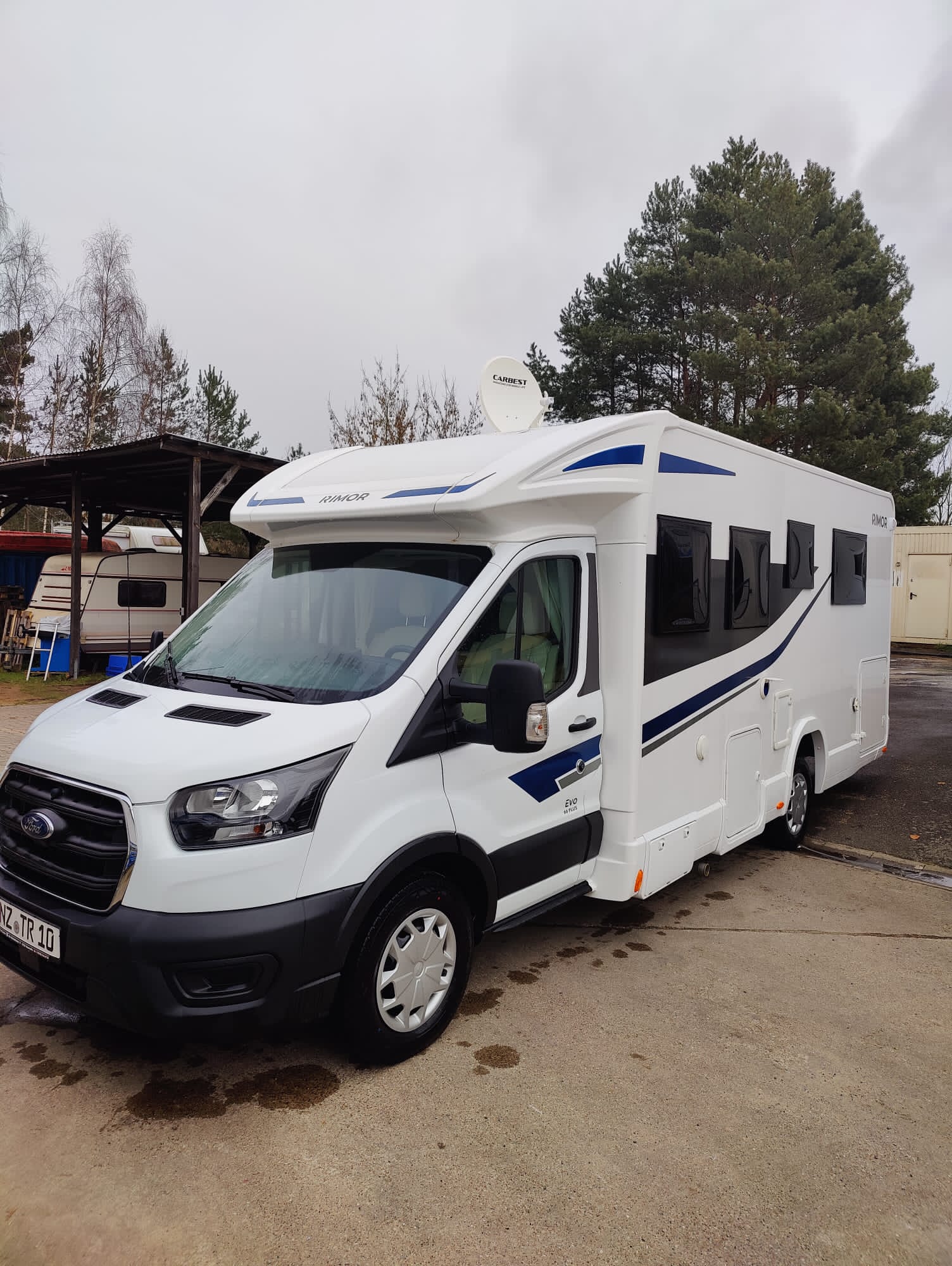 Wohnmobil mieten Forster für 6 Personen 2x vorhanden vom 02.07.-12.07.26 frei – 3