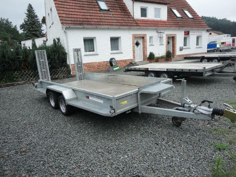 Baumaschinentransporter Anhänger 3500 KG mieten in Neudrossenfeld – 4