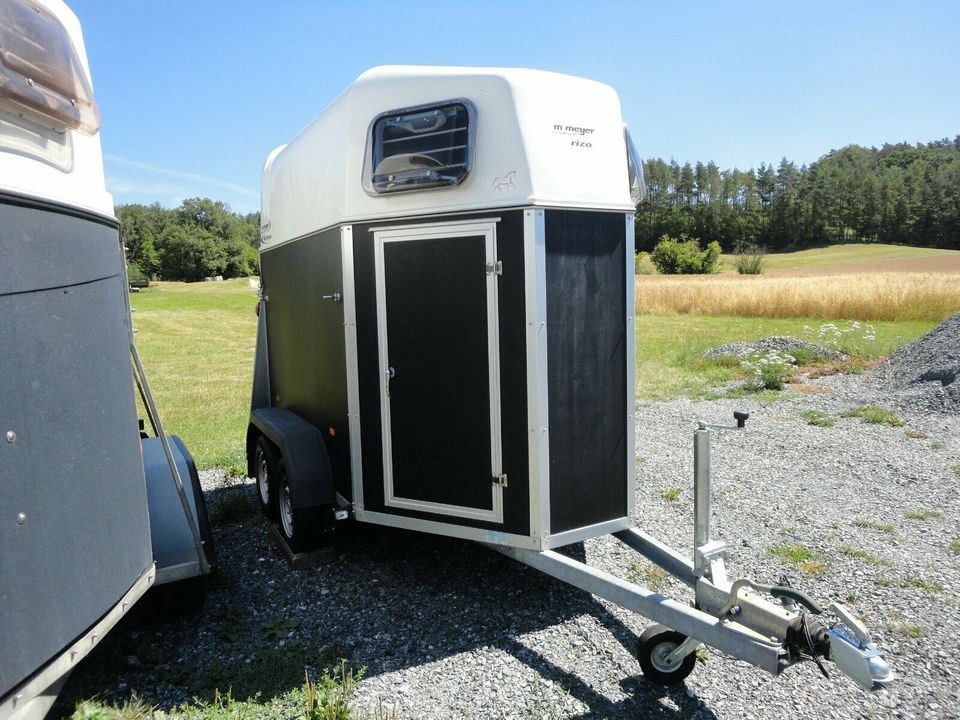 Pferdeanhänger Transportanhänger 100 Km h mieten in Neudrossenfeld – 2