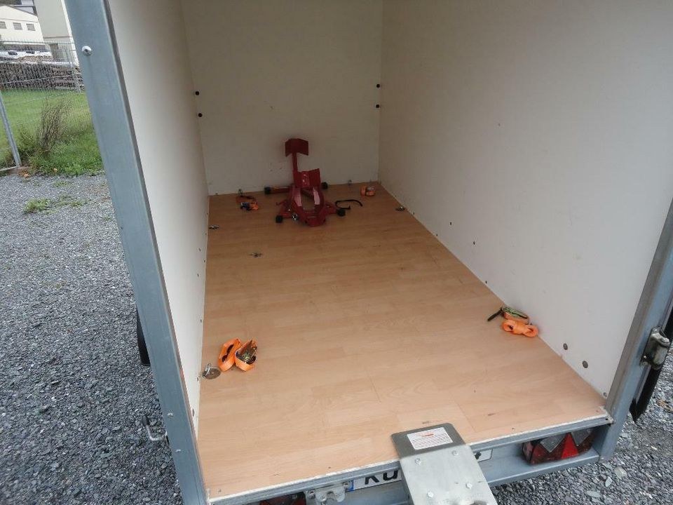 Geschlossener Motorradanhänger FS frei mieten in Neudrossenfeld – 3