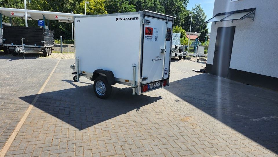Kofferanhänger B Führerschein PkW Anhänger mieten in Hennigsdorf – 3