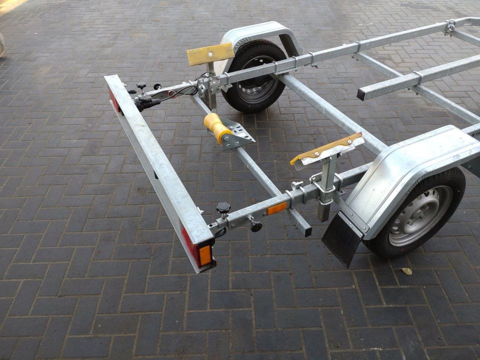 Bootstrailer 750kg Anhänger 570kg NL 5,50m mieten in Hennigsdorf – 4
